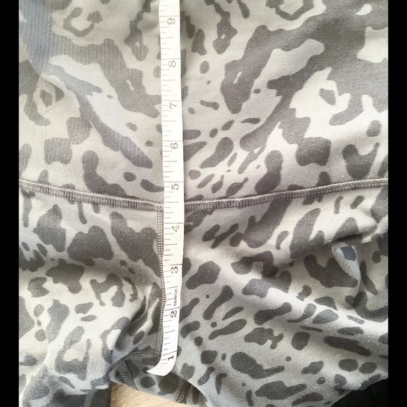 Lululemon Wunder Under Legging *Full-On Luon Animal Swirl Deep Coal Light Size 6 - Picture 6 of 8